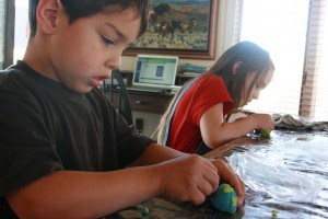 making salt dough earth