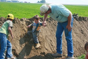 IMG_8281 fun in the dirt