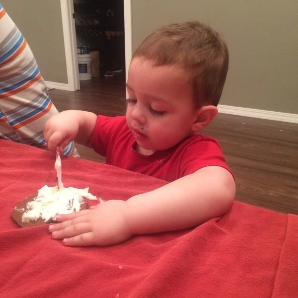 jason decorating cookies