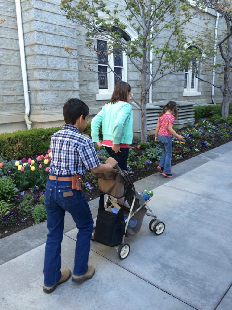 walking at temple square