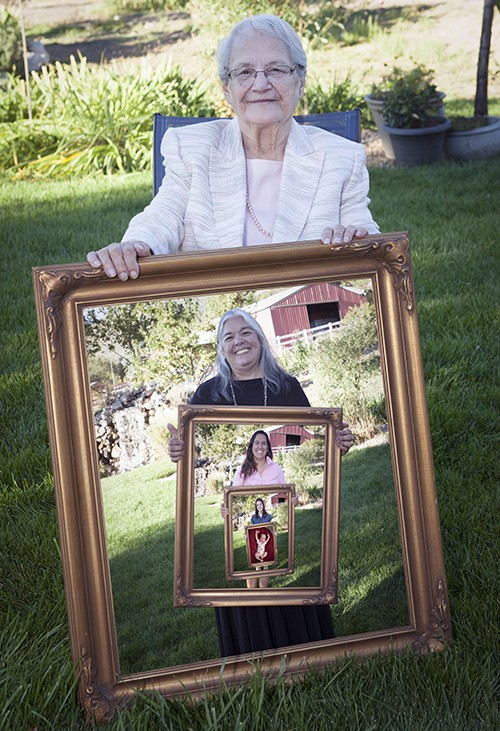 5 generations of women in frames